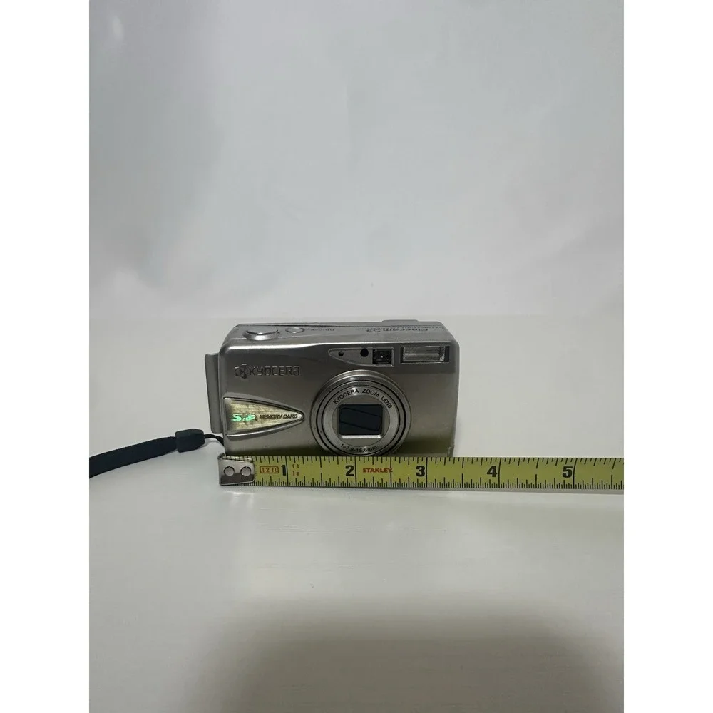 vintage Kyocera Finecam S3 digital camera untested